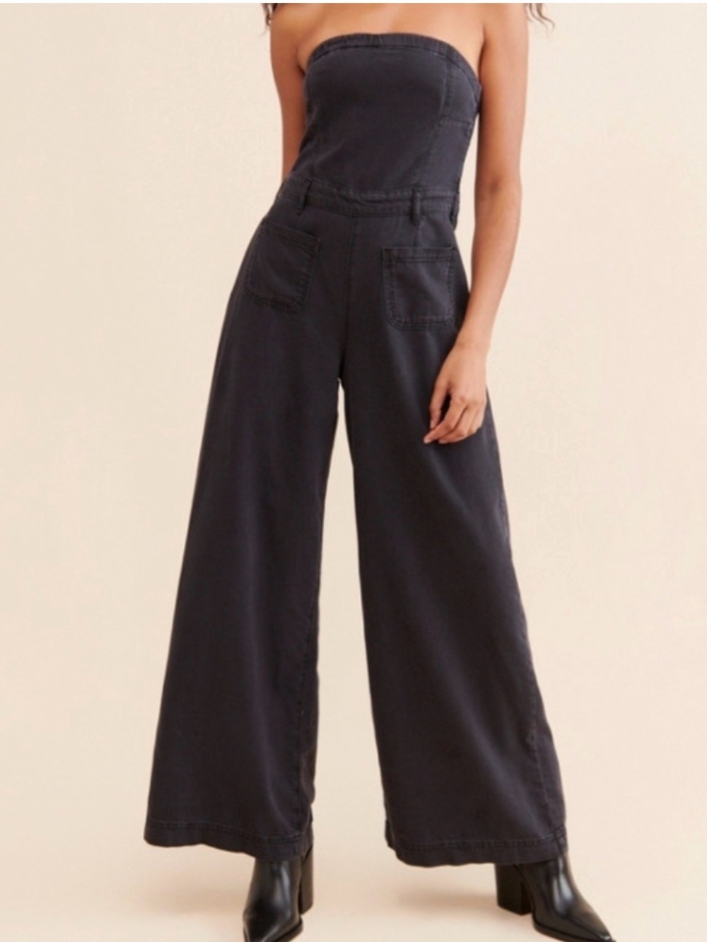 ANTHROPOLOGY/PILCRO JUMPSUIT BLK/NOIR SIZE 0